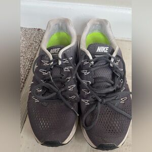 Nike Men's Air Zoom Pegasus 33 Running Shoes Size 10